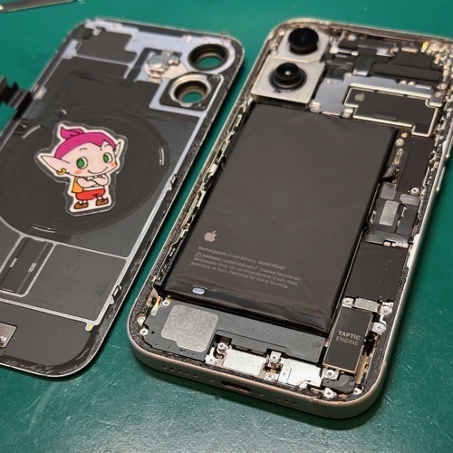 背面ガラスを開けて症状確認